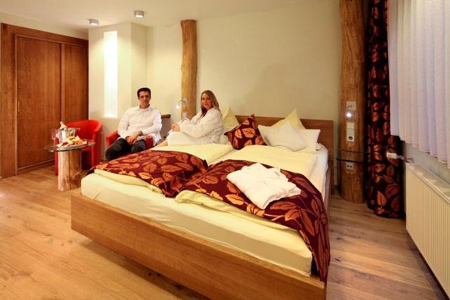 Holzschuhs Schwarzwaldhotel Байерсброн Екстериор снимка